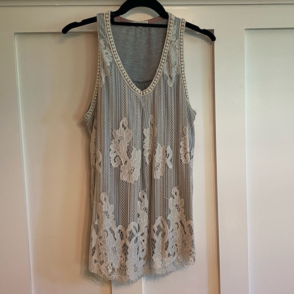 Coco + Jameson Lace Tank Top - Picture 7 of 8